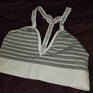 Small Victoria's secret bralette no padding
